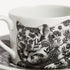 fornasetti-high-fidelity-teetasse-fiorato-katze-porzellan image 3