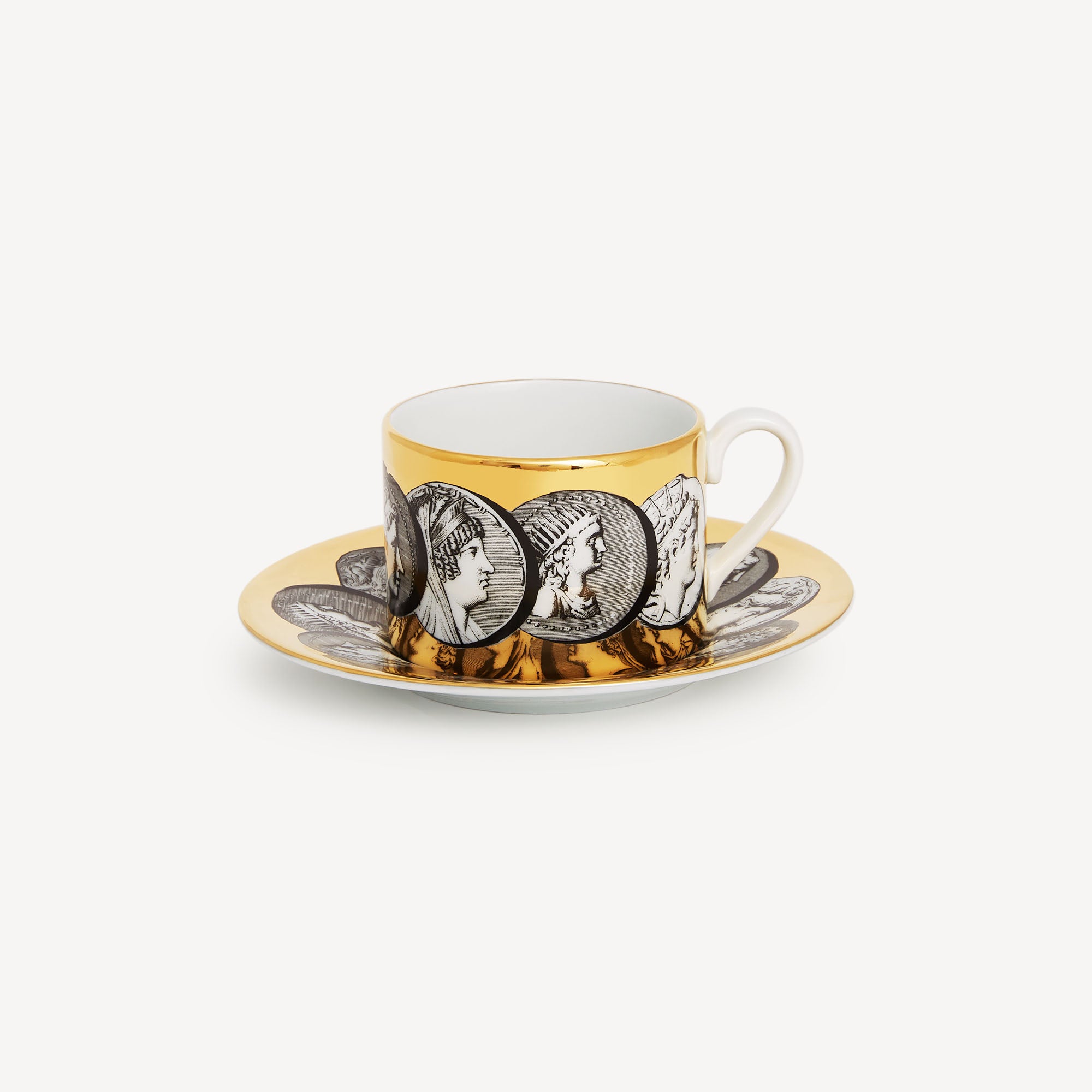 fornasetti-cammei-teetasse-porzellan-m-nzmotiv-gold image 2