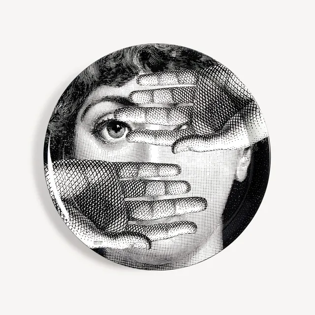 fornasetti-tema-e-variazioni-n-154-tablett-rund-metall-gesicht-2 image 1