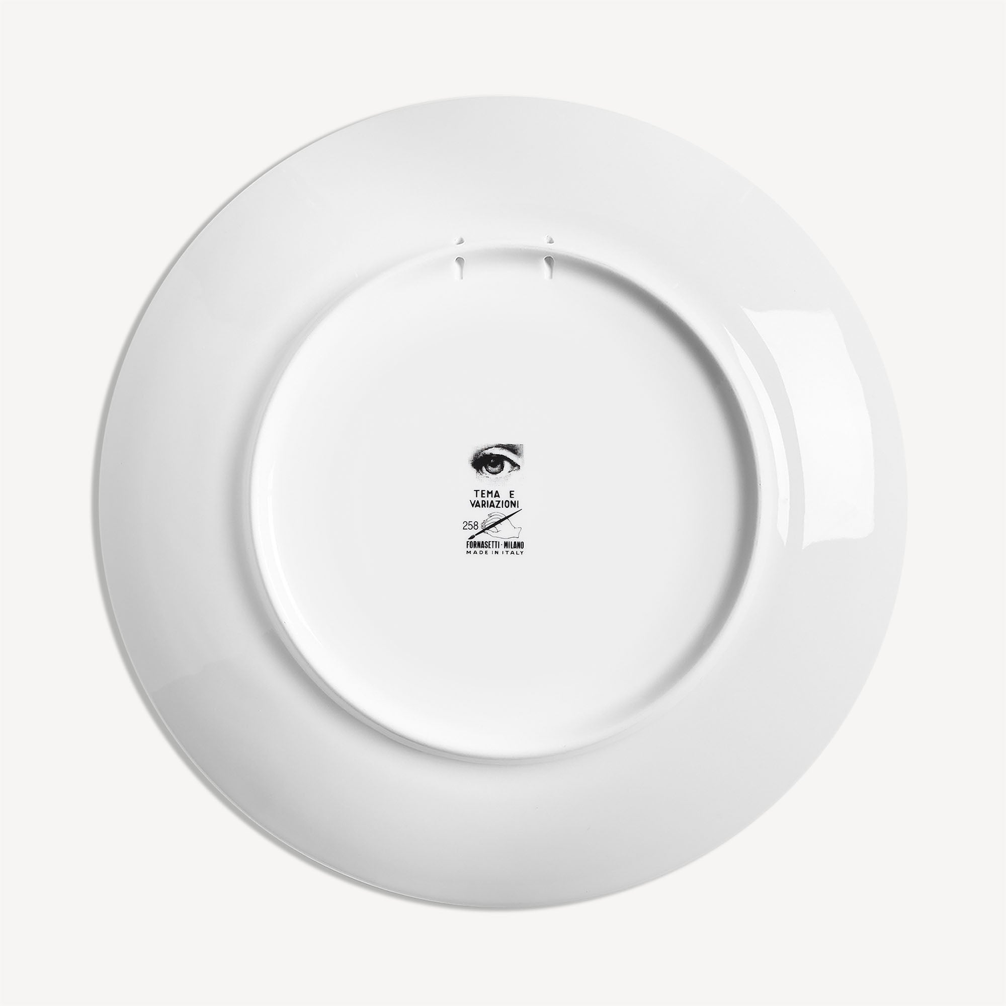 fornasetti-tema-e-variazioni-n-258-wandteller-porzellan image 3