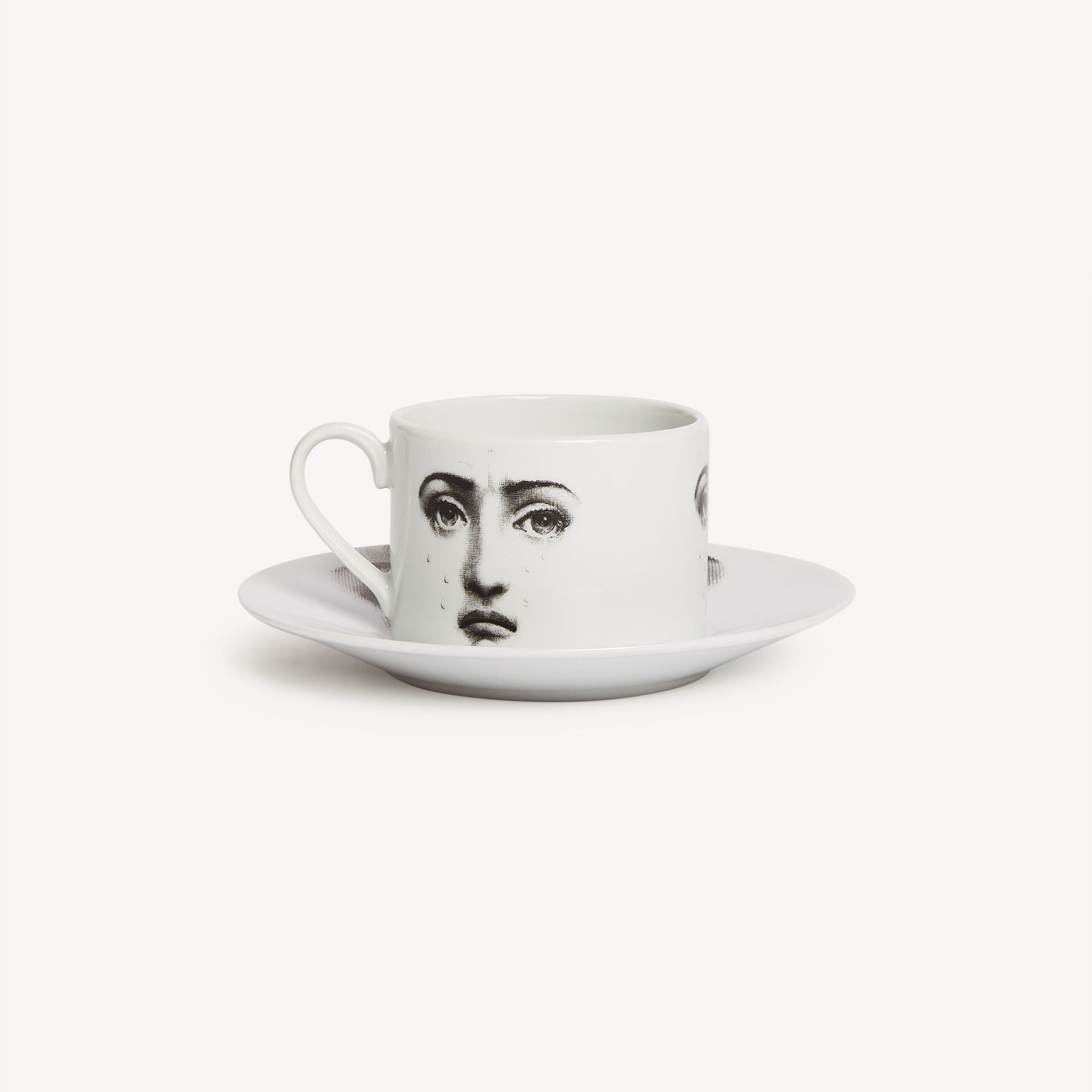 fornasetti-tema-e-variazioni-teetasse-il-fumo-fa-male-2 image 1