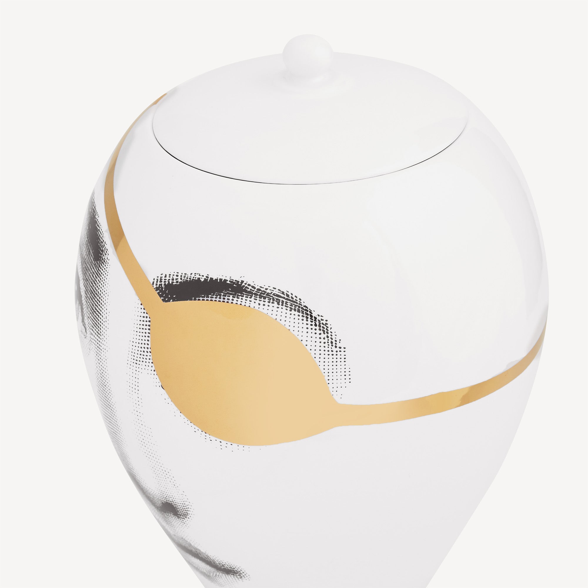 atelier-fornasetti-vase-pirata-keramikvase-handbemalt image 4