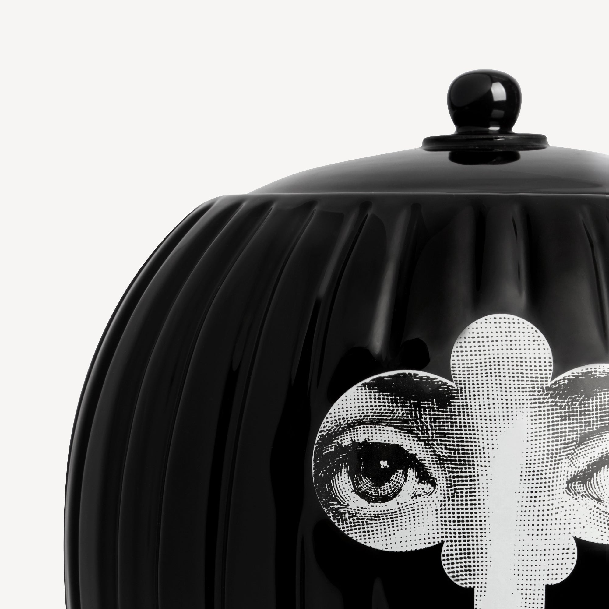 fornasetti-chiave-serratura-vase-gestreift-keramik-limitiert image 5