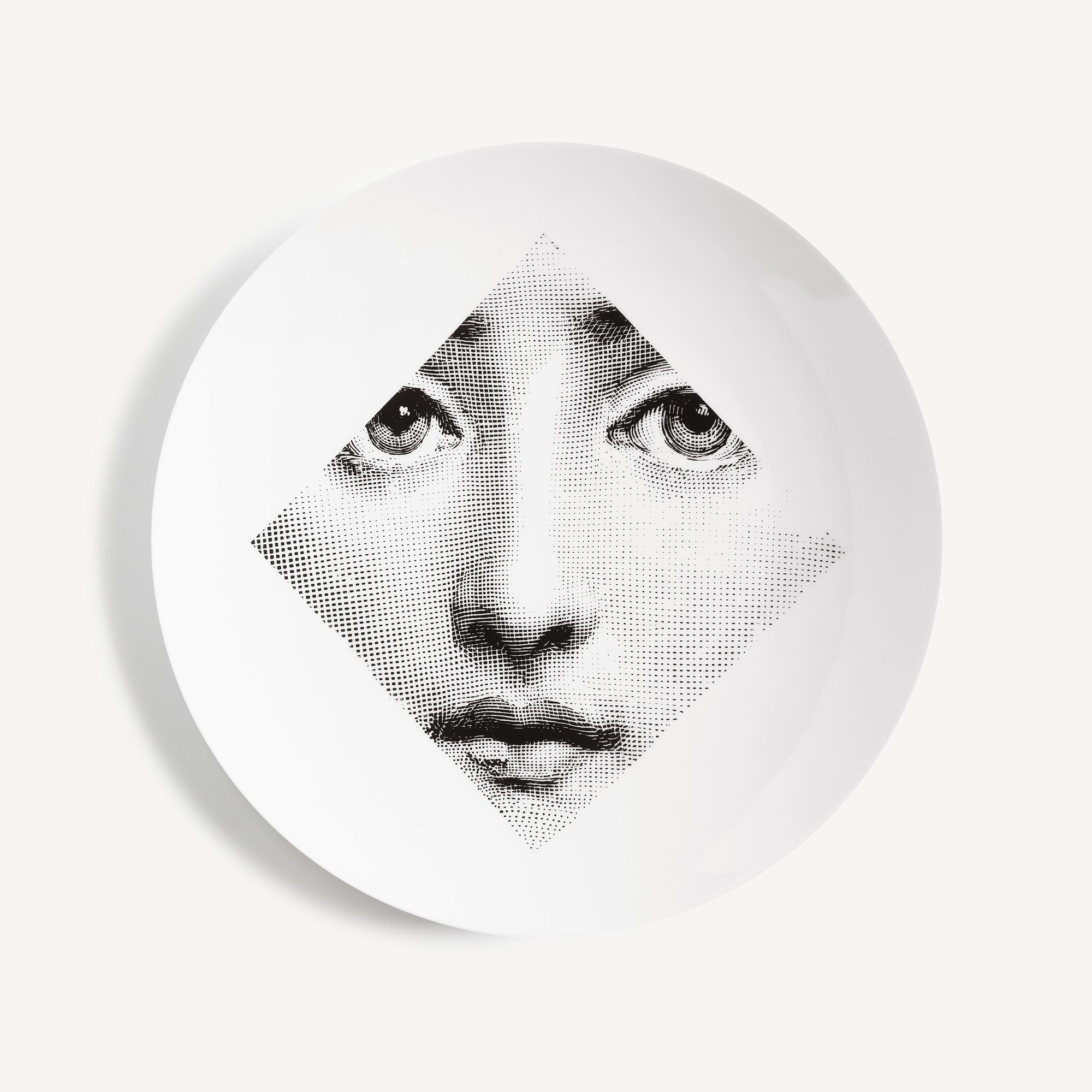 atelier-fornasetti-tema-e-variazioni-wandteller-n-65-lina-cavalieri image 1