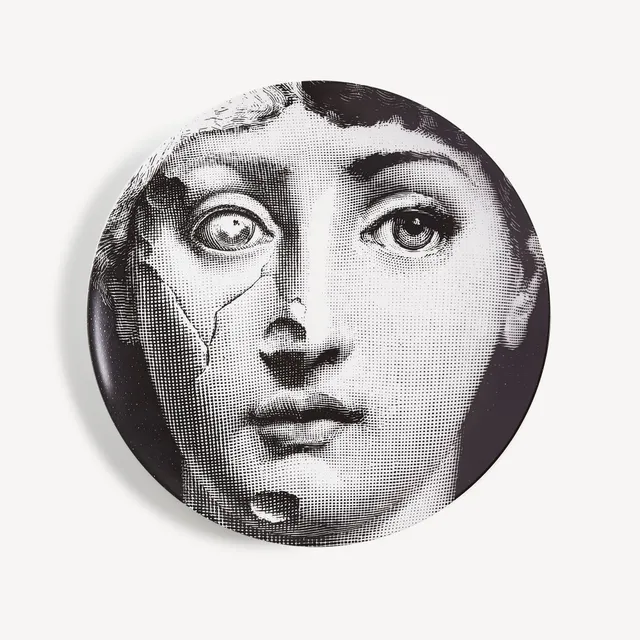 fornasetti-tema-e-variazioni-n-378-wandteller-porzellan-gesicht image 1