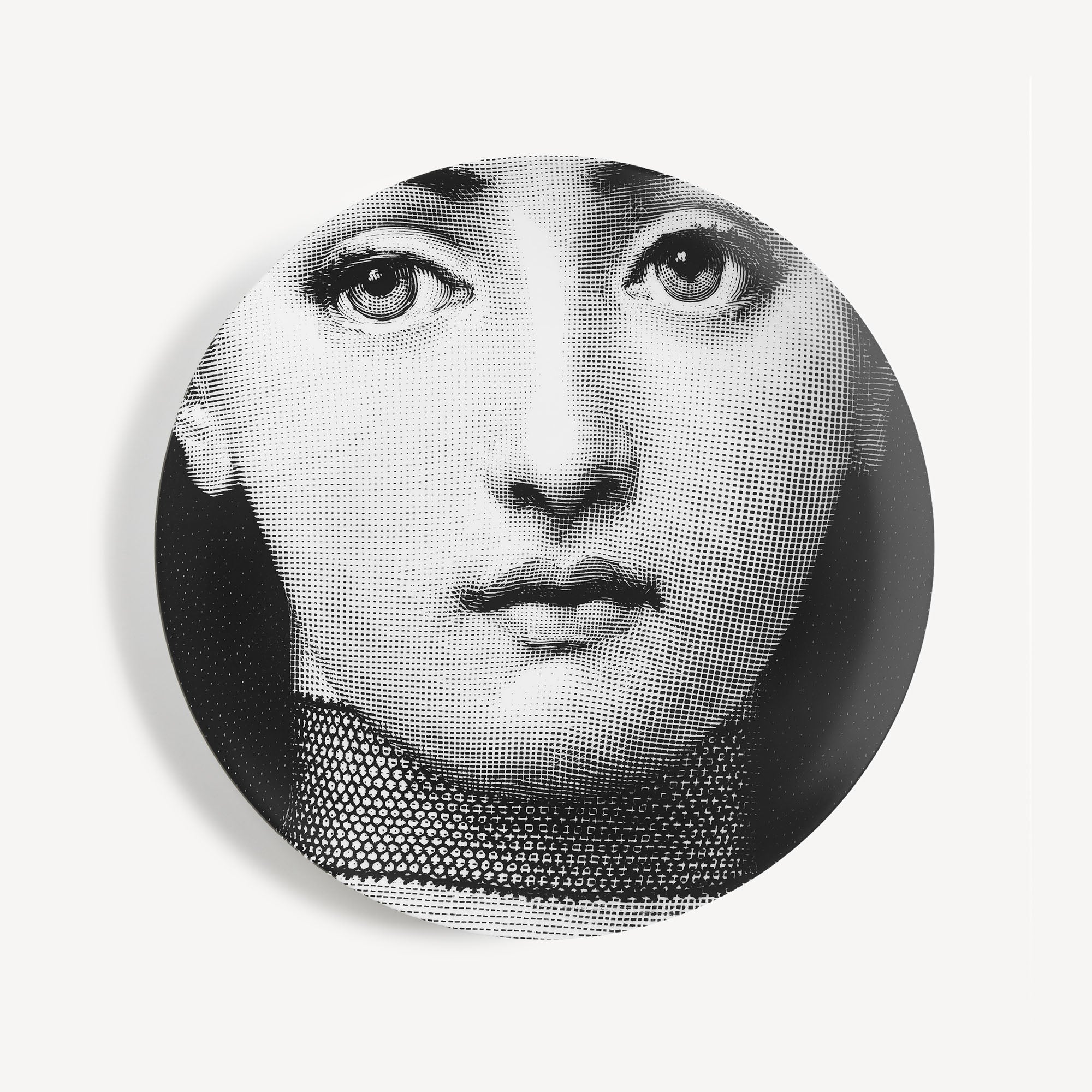 fornasetti-tema-e-variazioni-wandteller-n-220-porzellan-lina-cavalieri image 1