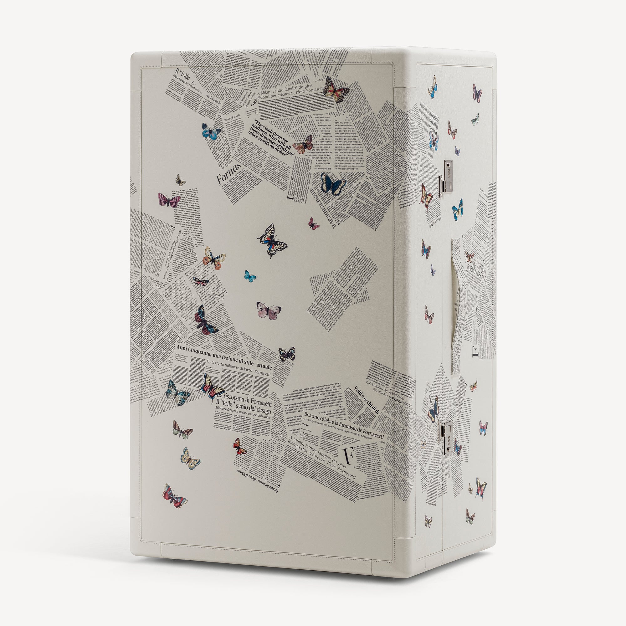 fornasetti-x-poltrona-frau-isidoro-truhen-bar-leder image 1