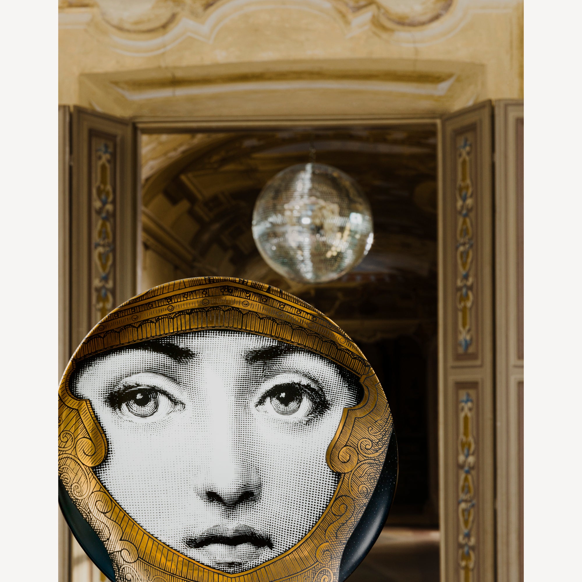 atelier-fornasetti-tema-e-variazioni-wandteller-n-95-porzellan image 5