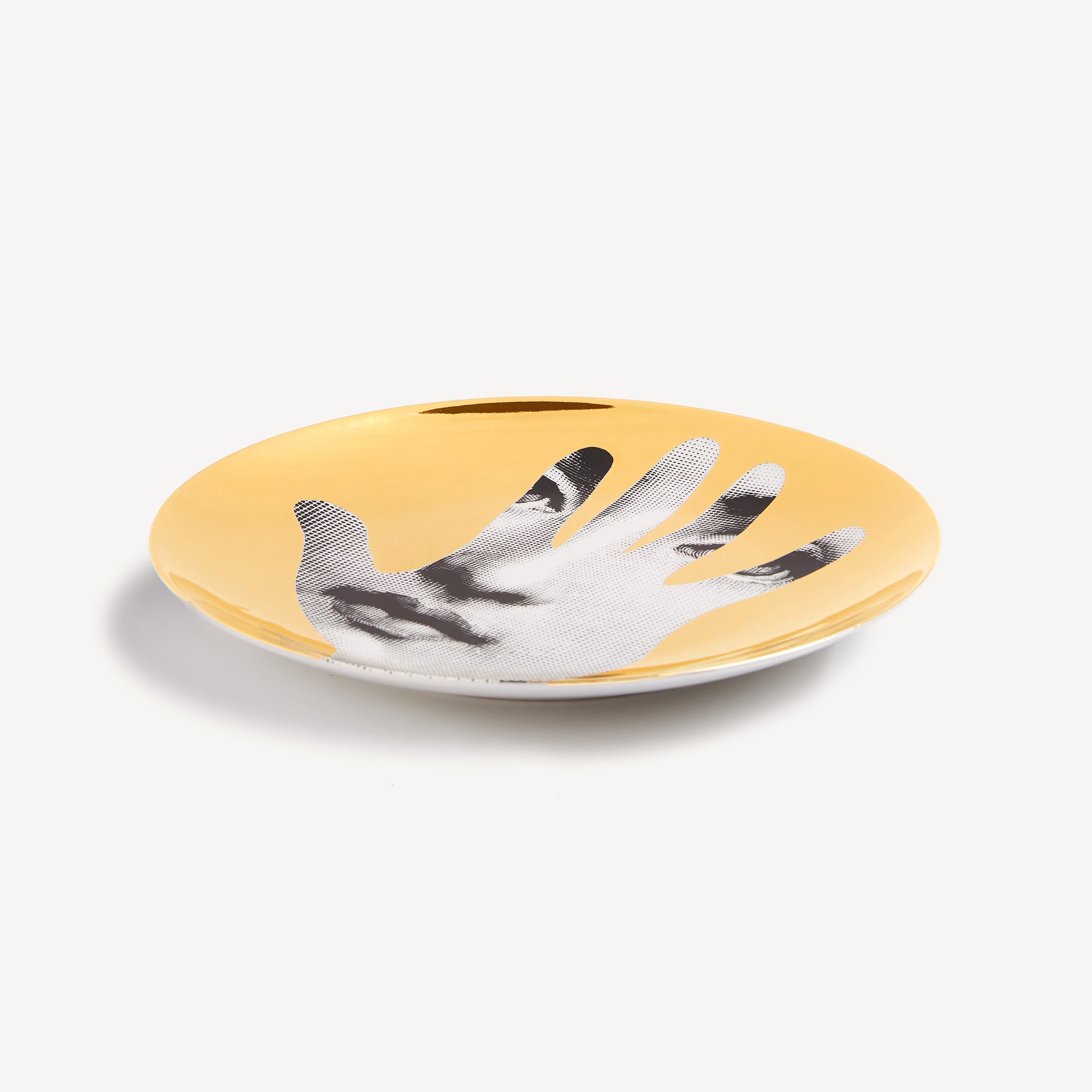 fornasetti-tema-e-variazioni-n-15-wandteller-porzellan-gold image 2