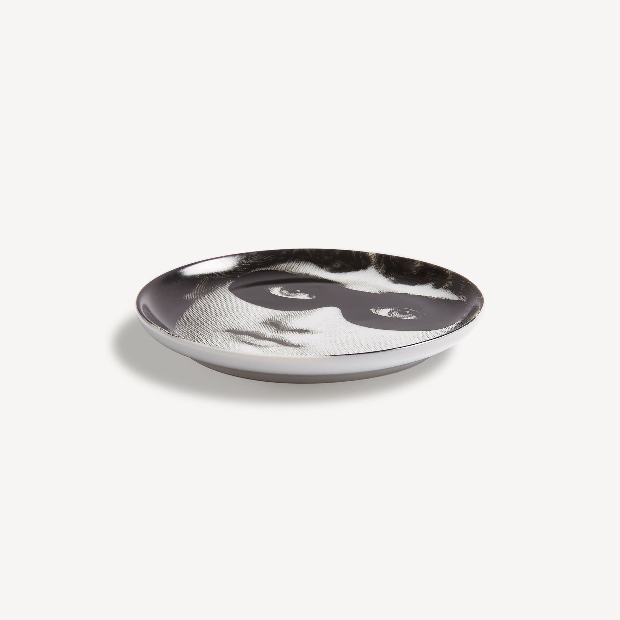 fornasetti-tema-e-variazioni-n-22-ablageschale-rund-lina-cavalieri image 2