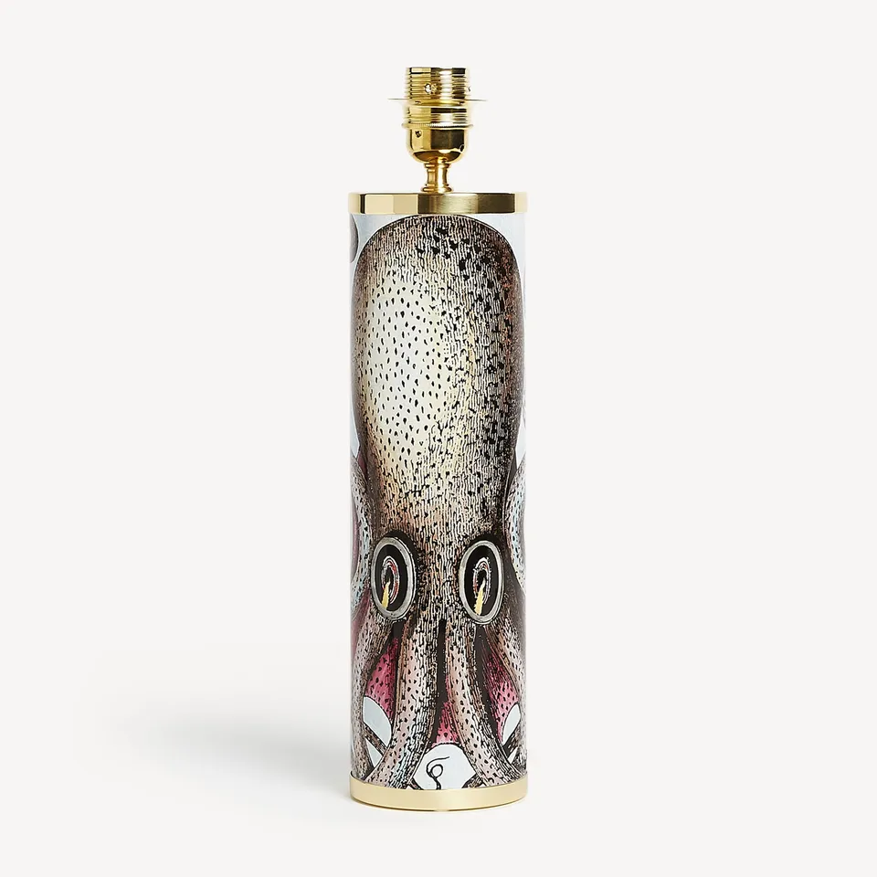 atelier-fornasetti-polipo-lampenfu-zylindrisch-metall image 1