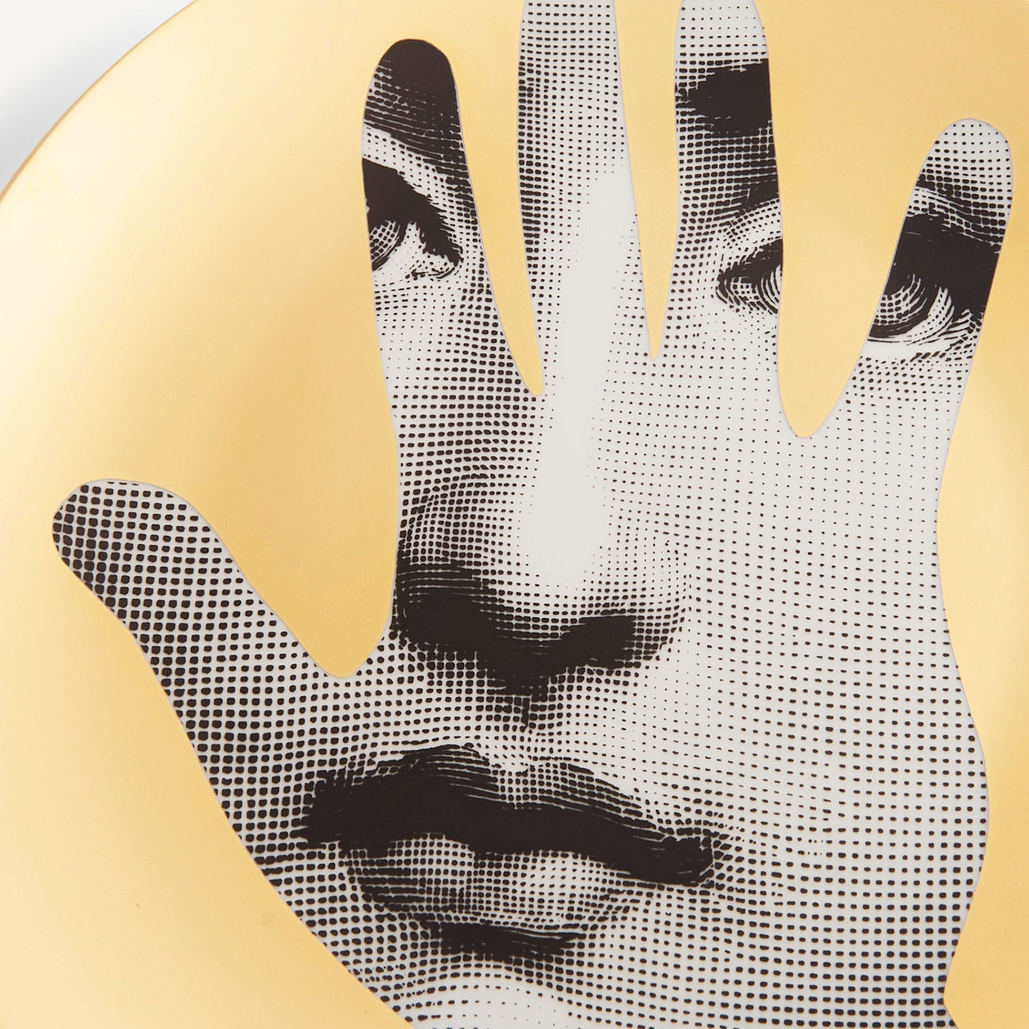 fornasetti-tema-e-variazioni-n-15-wandteller-porzellan-gold image 4