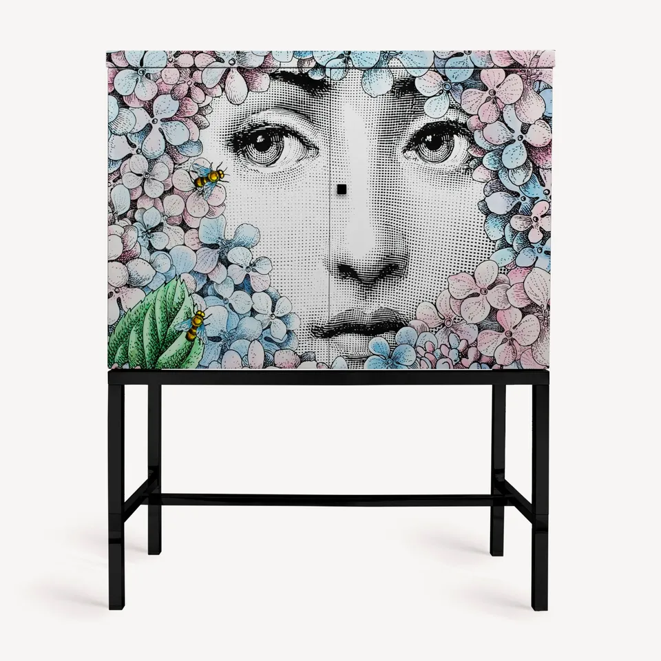 atelier-fornasetti-ortensia-sideboard-holz-lina-cavalieri image 1