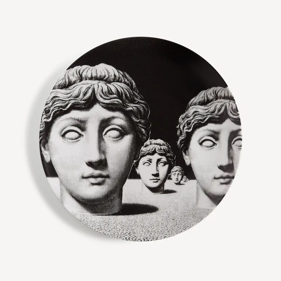 fornasetti-tema-e-variazioni-n-205-wandteller-porzellan-lina image 1