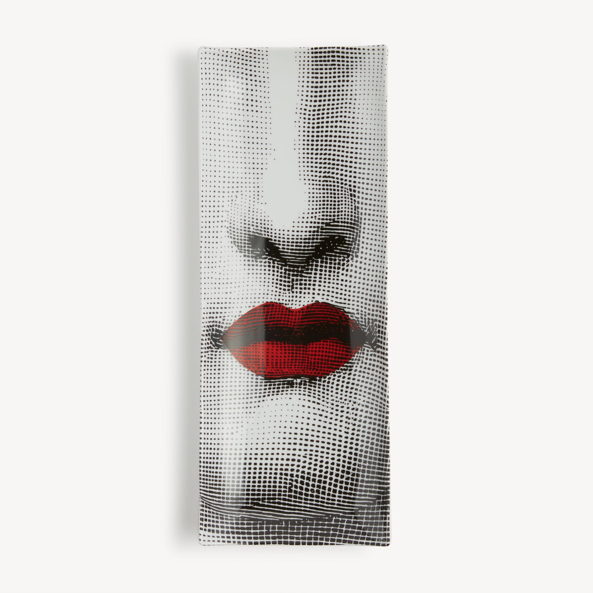 fornasetti-tema-e-variazioni-tablett-n-397-red-lips-porzellan image 1