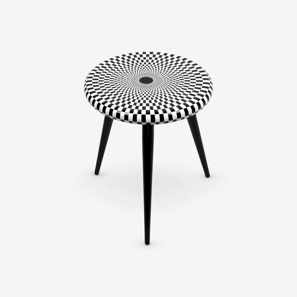 atelier-fornasetti-egocentrismo-hocker-geometrisch image 1