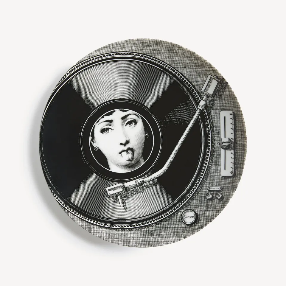 fornasetti-tema-e-variazioni-wandteller-n-370-porzellan image 1