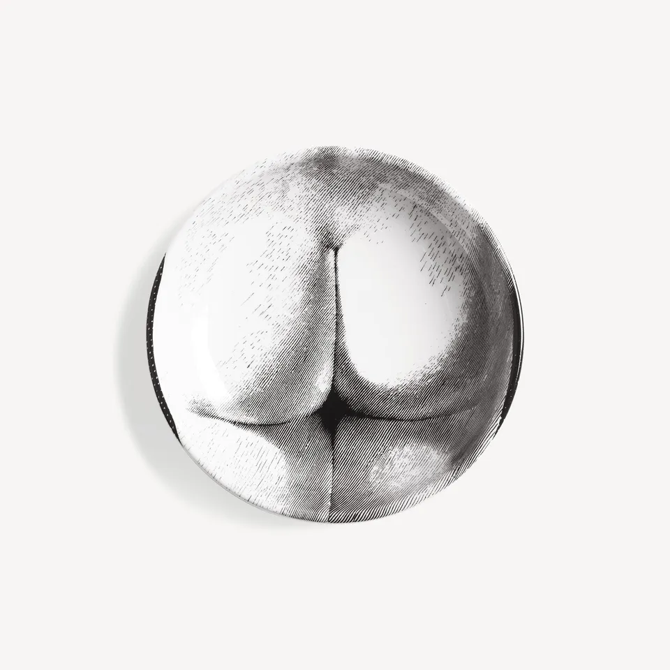 fornasetti-tema-e-variazioni-n-306-aschenbecher-ohne-gesicht image 1