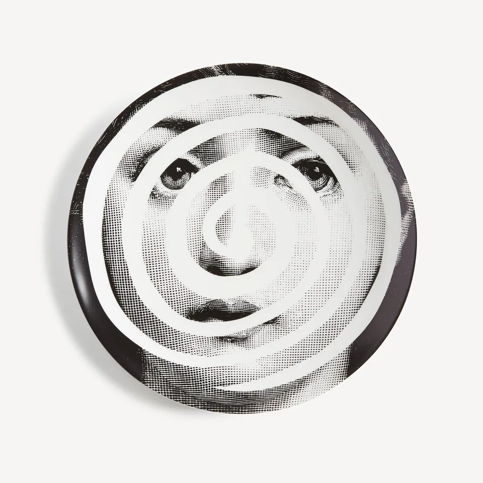 atelier-fornasetti-tema-e-variazioni-n-18-wandteller-porzellan image 1