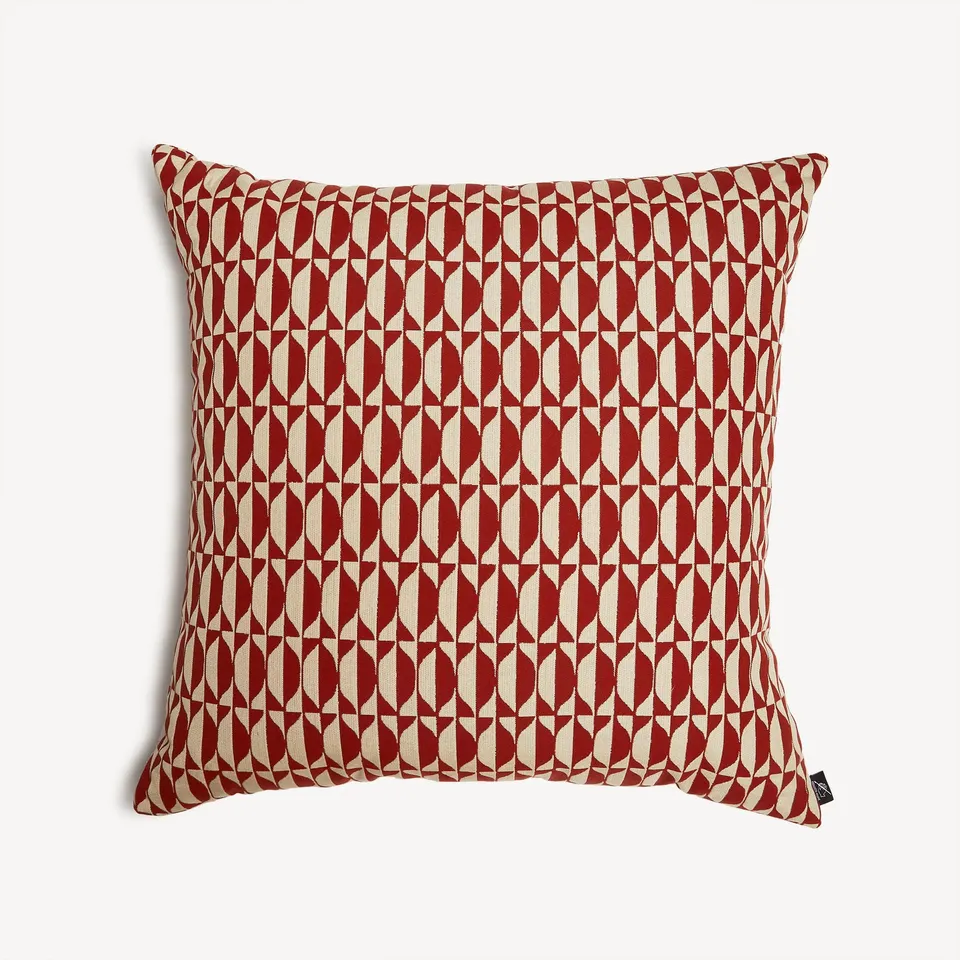 fornasetti-losanghe-outdoor-kissen-rautenmuster-2 image 1