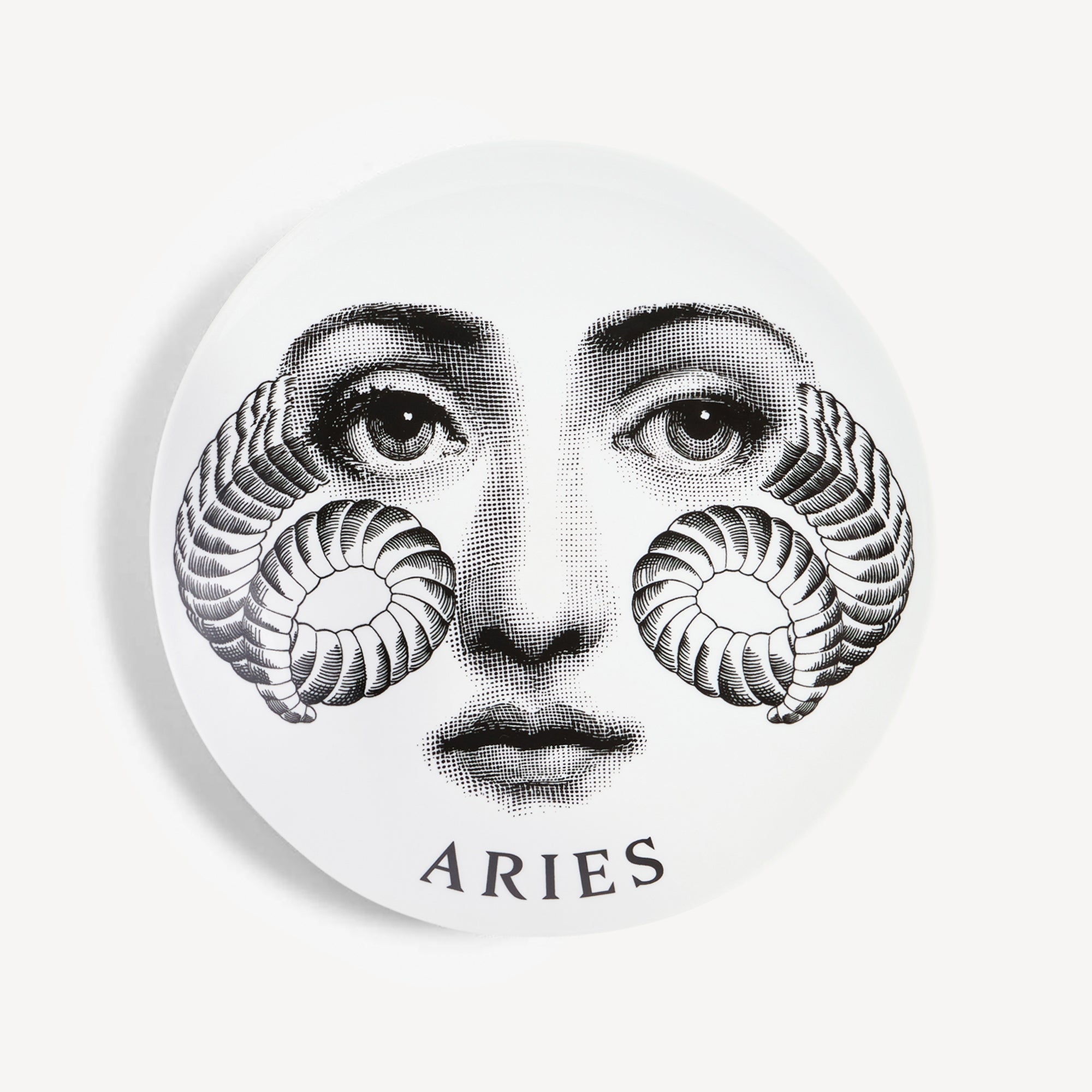 atelier-fornasetti-tema-e-variazioni-wandteller-n-348-widder image 1