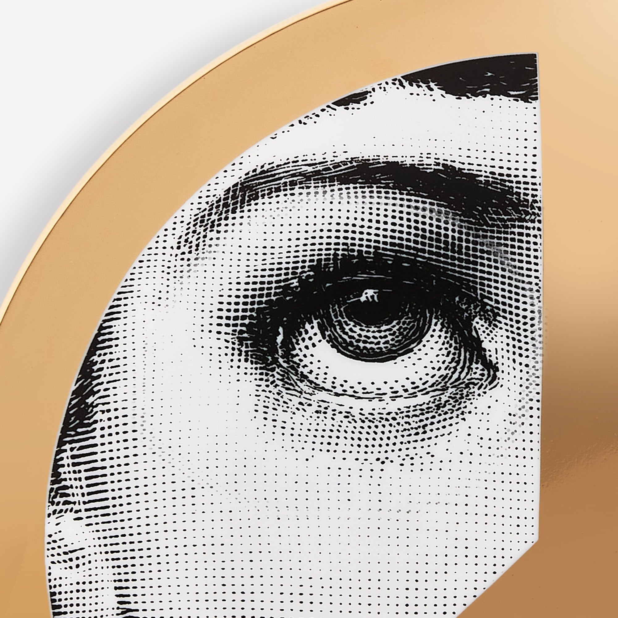 atelier-fornasetti-tema-e-variazioni-wandteller-n-404-peace image 3