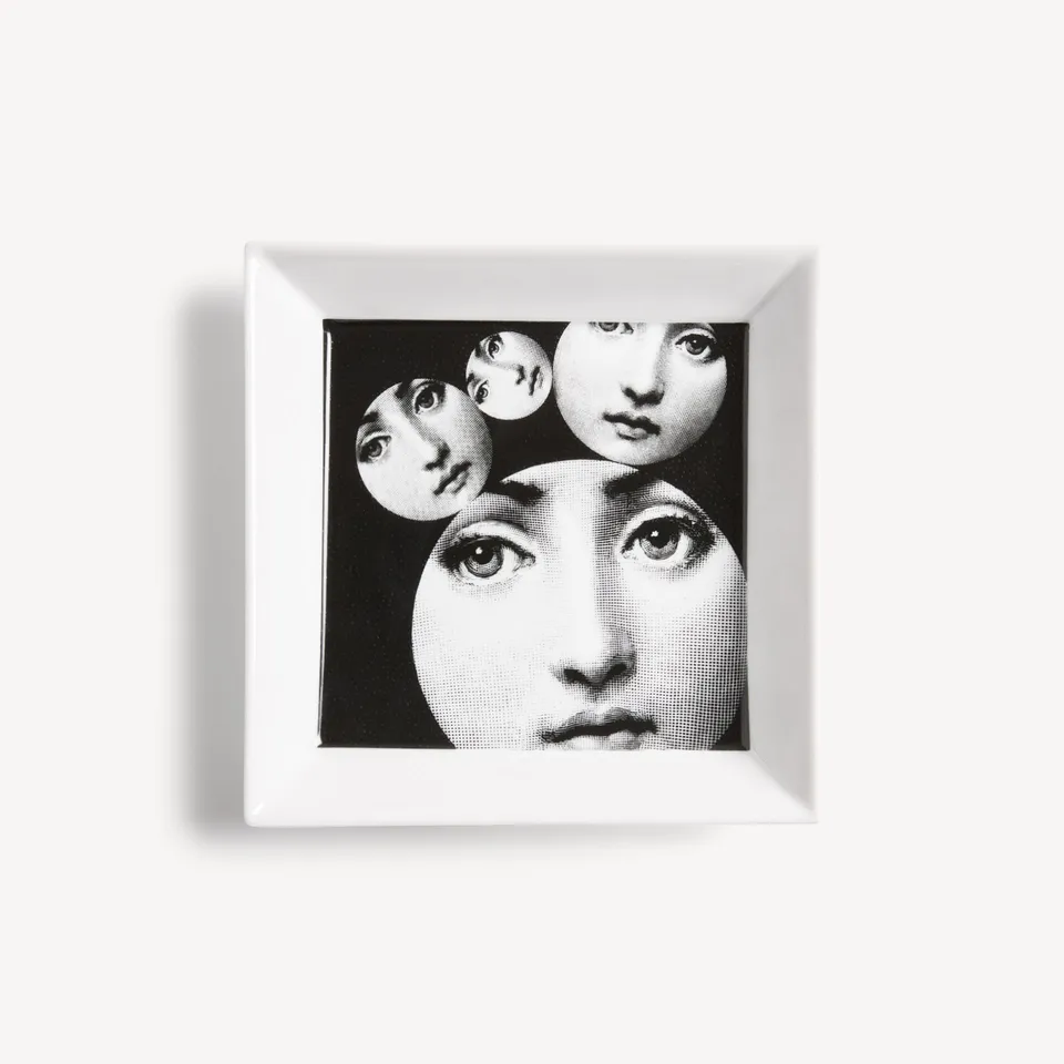 atelier-fornasetti-tema-e-variazioni-n-242-vide-poche-porzellan-eckig image 1