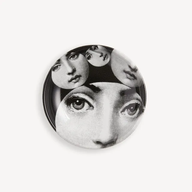 fornasetti-tema-e-variazioni-n-242-aschenbecher-rund-schmuckschale image 1