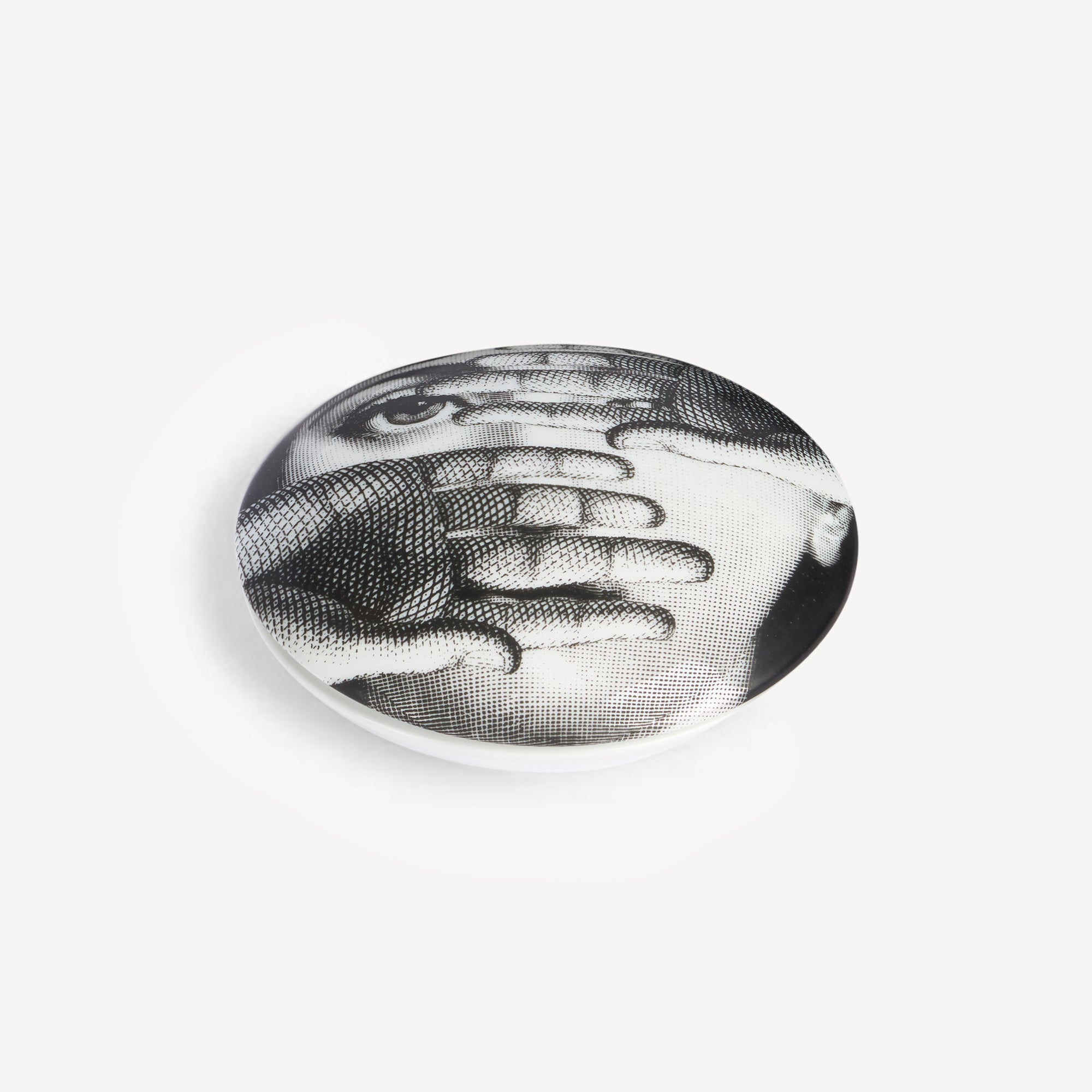 fornasetti-tema-e-variazioni-dose-n-154-rund-porzellan image 2