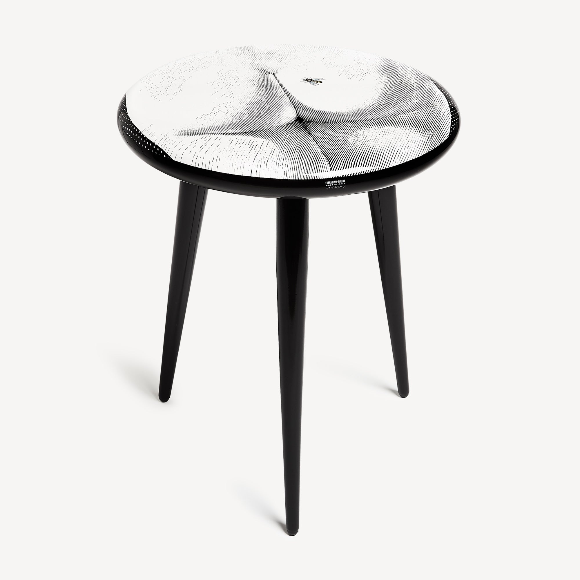 atelier-fornasetti-bee-hocker-rund-biene image 2