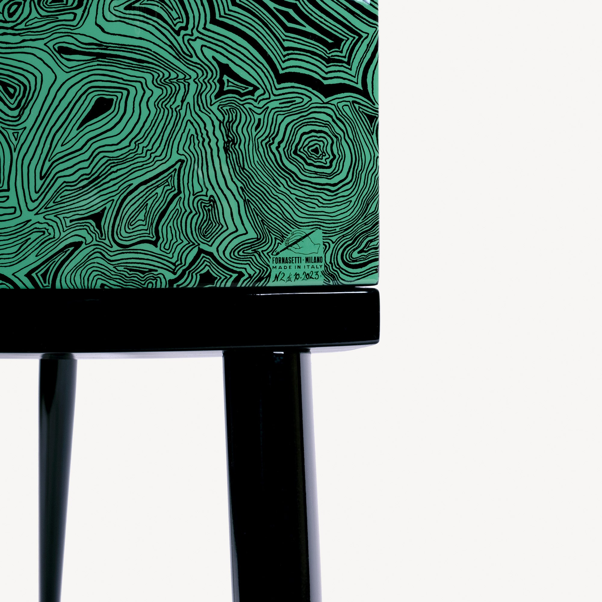 atelier-fornasetti-serratura-konsole-holz-malachit-gr-n image 5