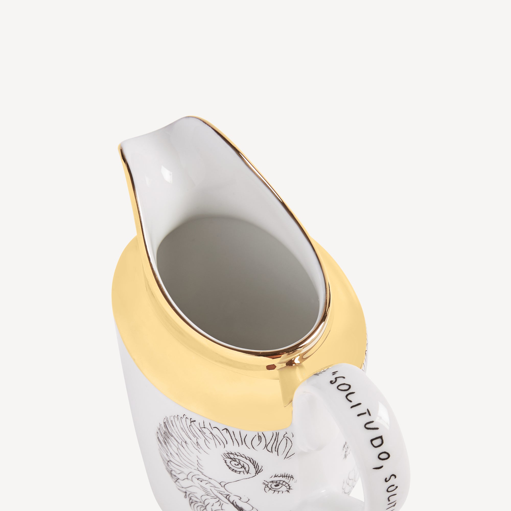 atelier-fornasetti-solitario-milchk-nnchen-porzellan-mit-gold image 4