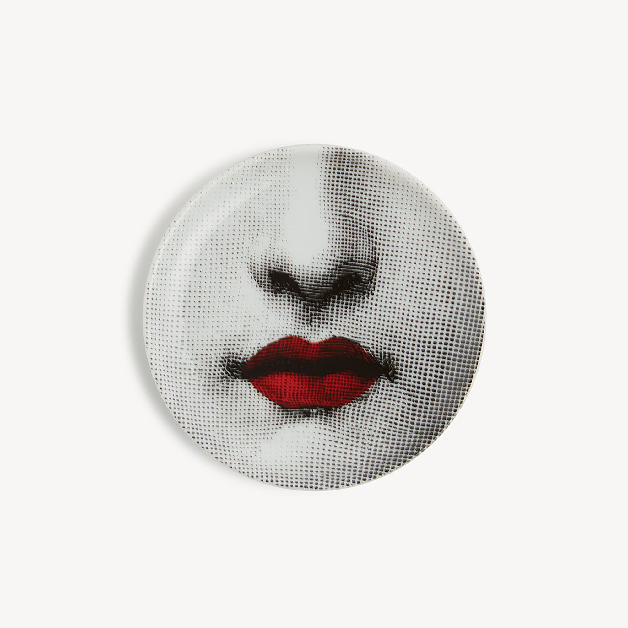 fornasetti-tema-e-variazioni-n-397-red-lips-schale image 1