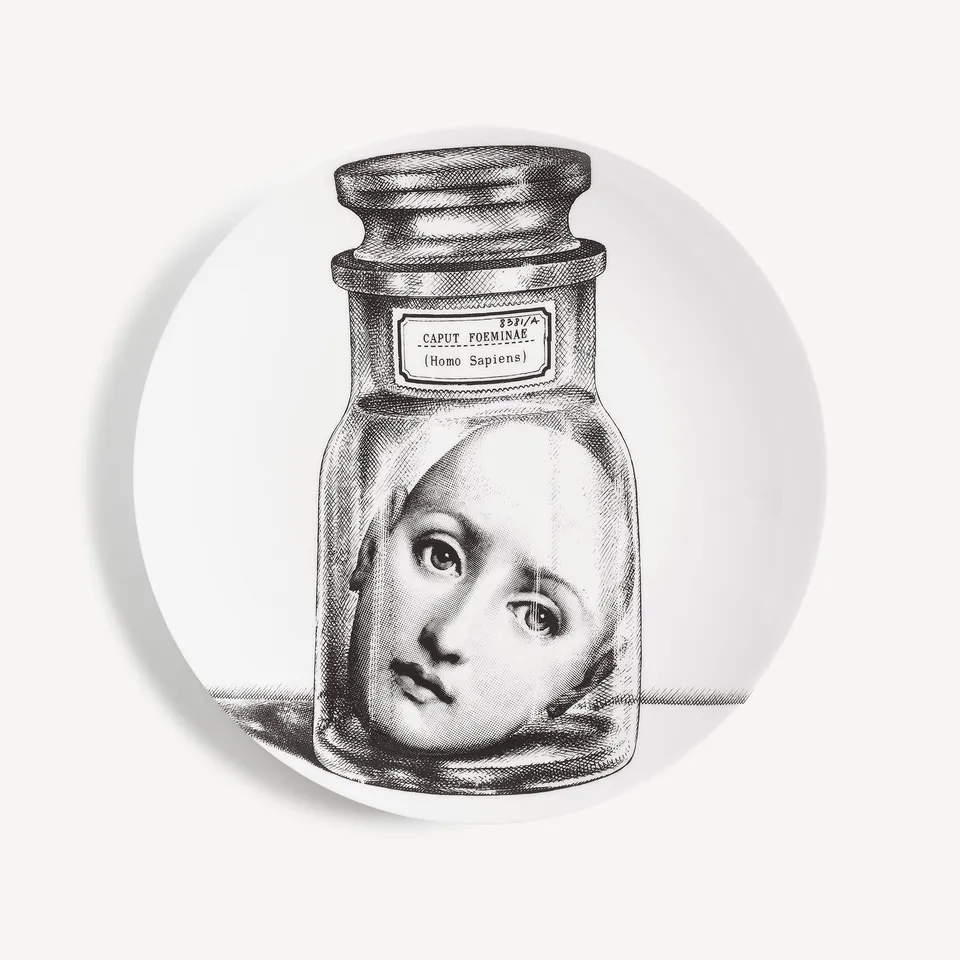 fornasetti-tema-e-variazioni-wandteller-n-166-porzellan image 1