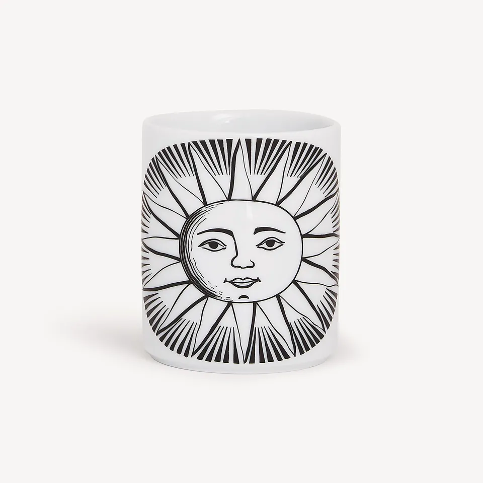 atelier-fornasetti-sole-stifthalter-porzellan-sonne-handbemalt image 1