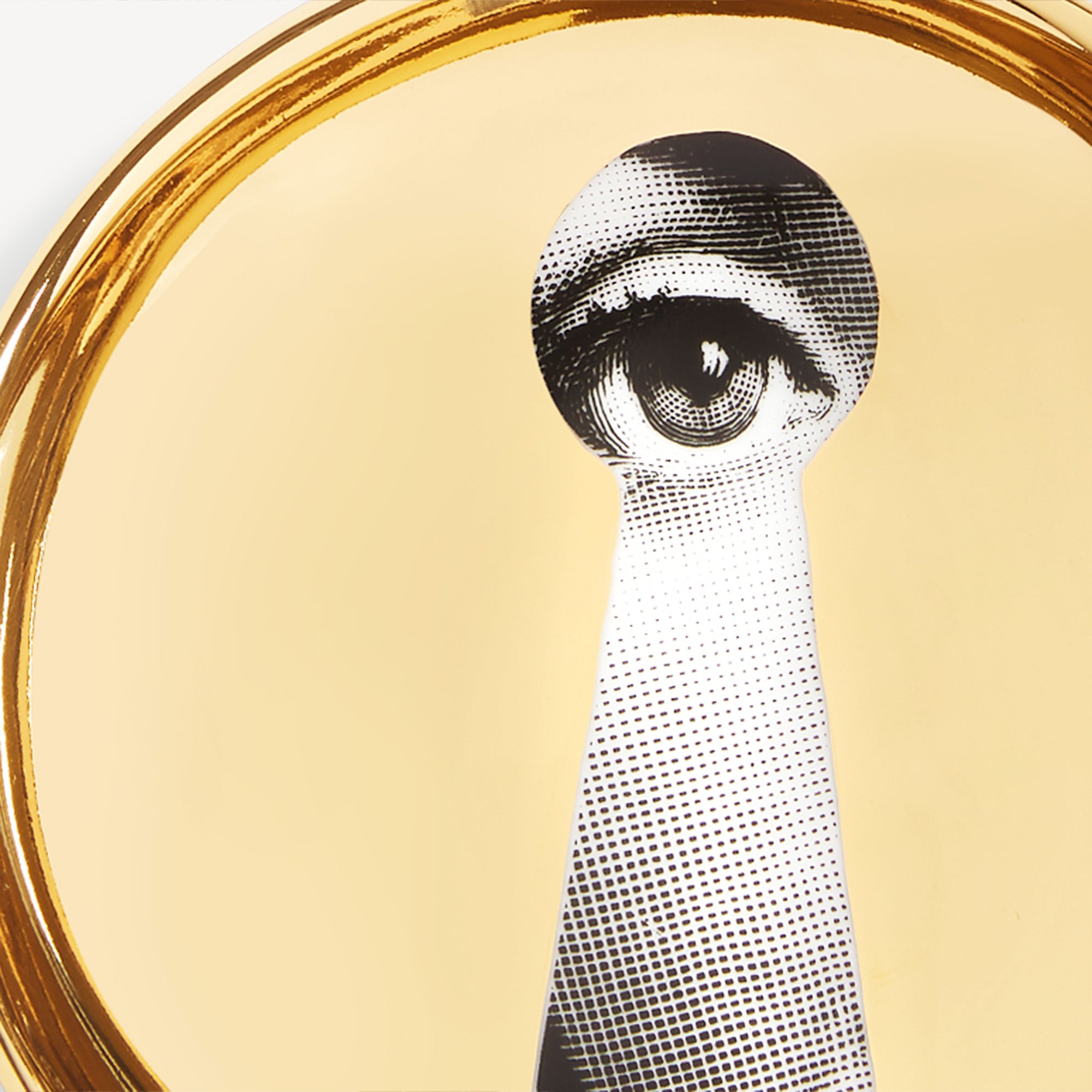 fornasetti-tema-e-variazioni-n-14-aschenbecher-porzellan-gold image 4