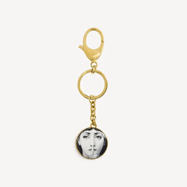 fornasetti-tema-e-variazioni-silenzio-charm-anh-nger-gold image 1