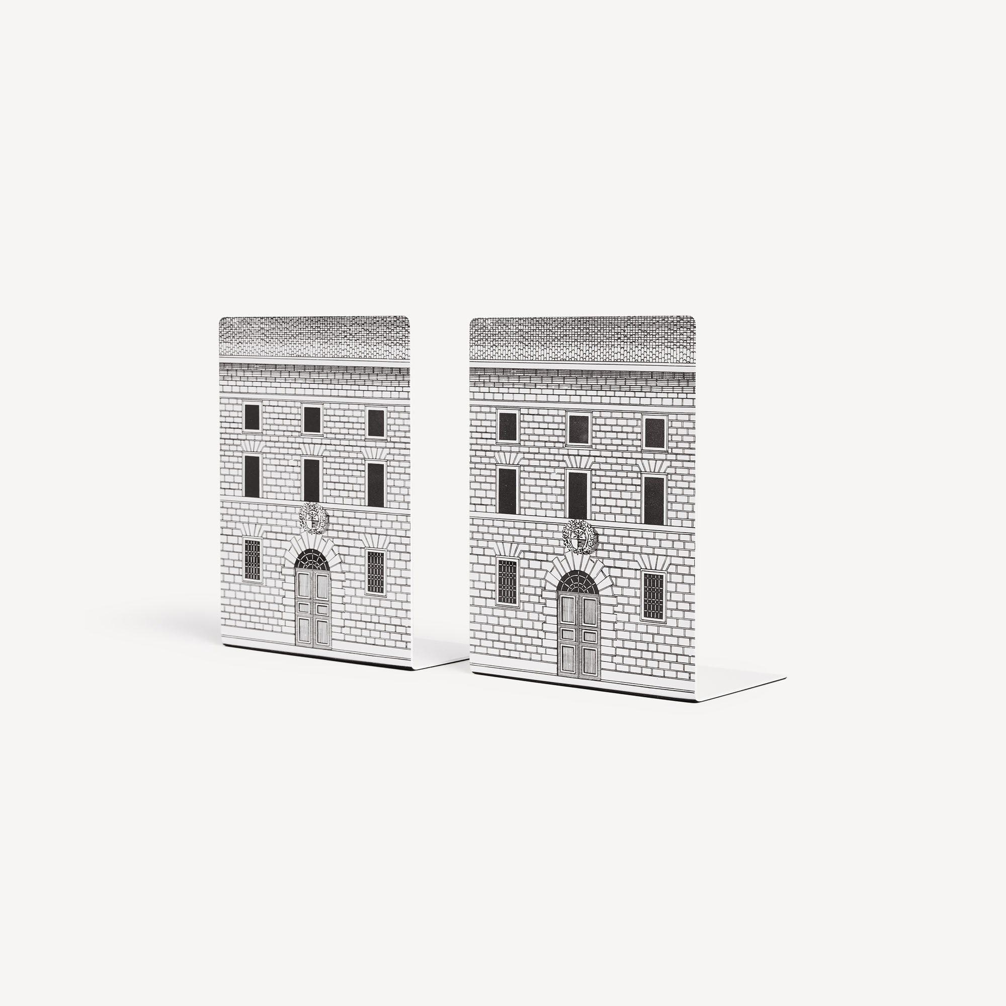 fornasetti-architettura-b-cherst-tze-metall-renaissance-paar image 1