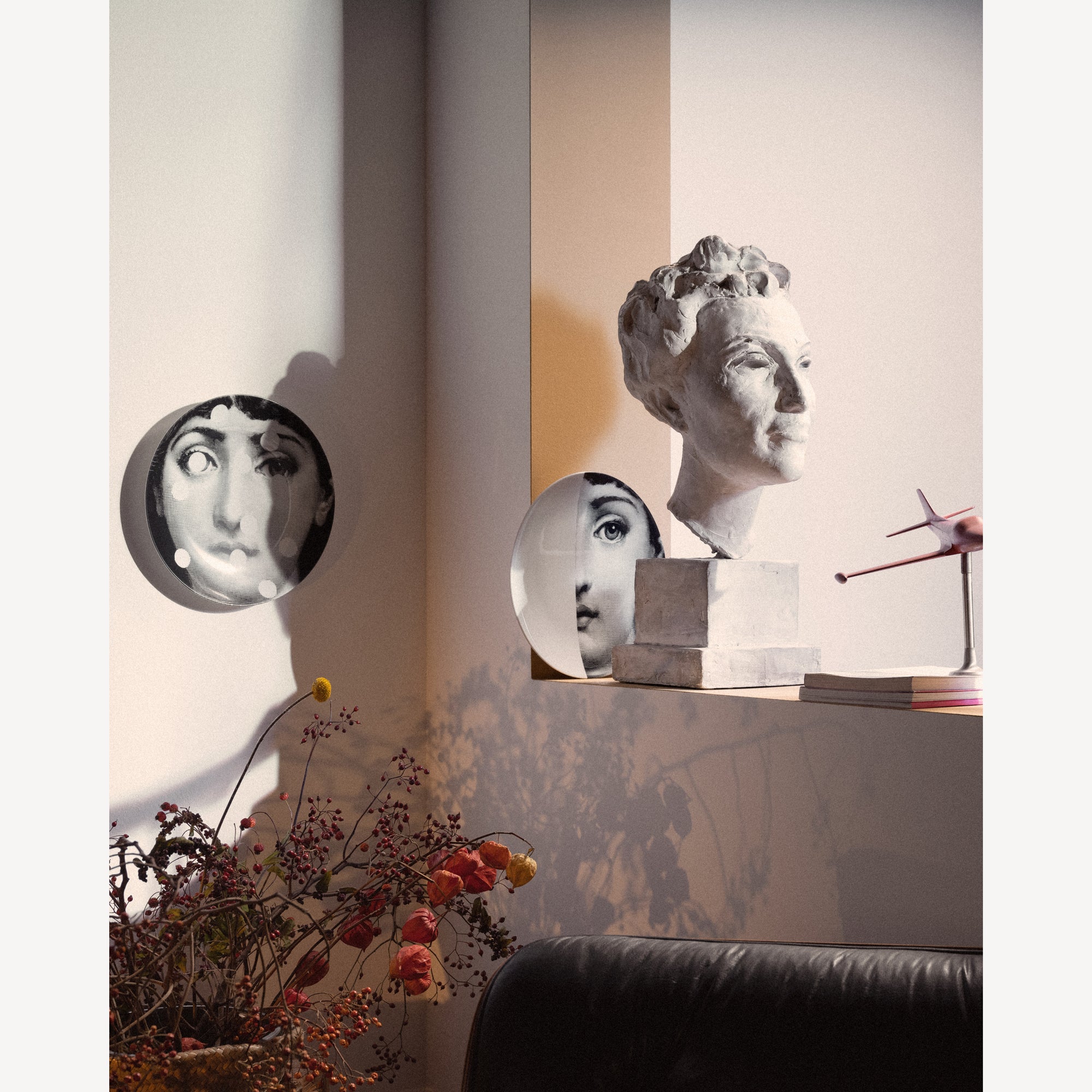 fornasetti-tema-e-variazioni-wandteller-n-27-porzellan image 5