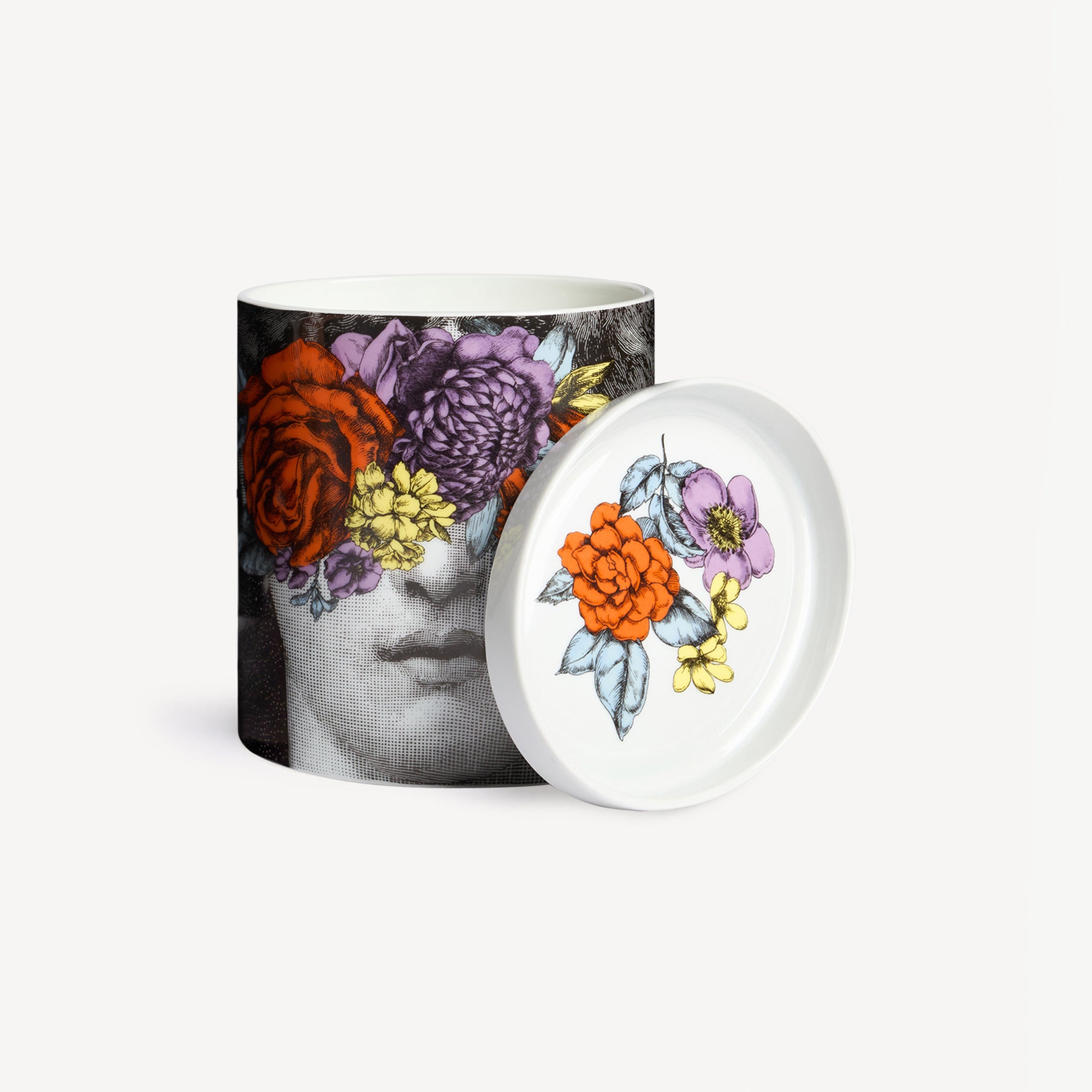 fornasetti-nel-mentre-duftkerze-tra-i-fiori-giardino-segreto image 2