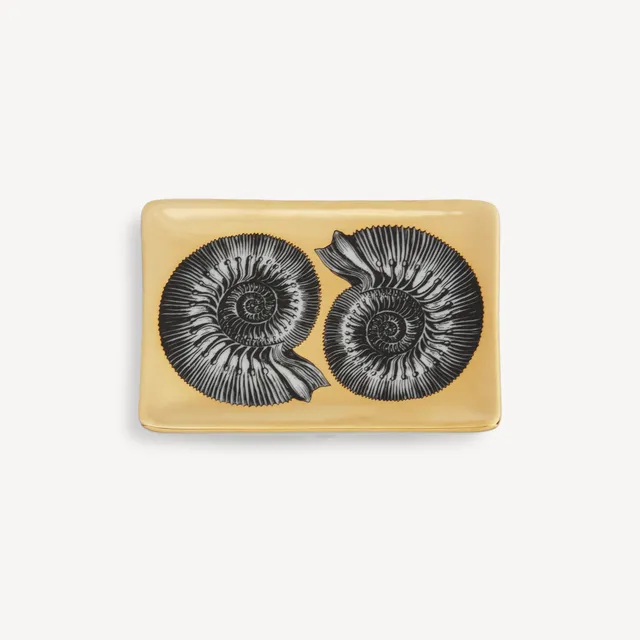 fornasetti-giro-di-conchiglie-aschenbecher-schale-eckig image 1