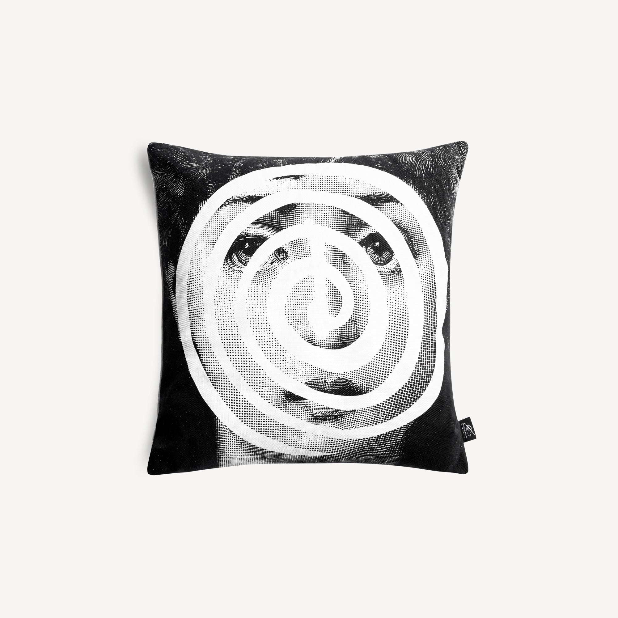 fornasetti-tema-e-variazioni-18-297-kissen-baumwolle image 1