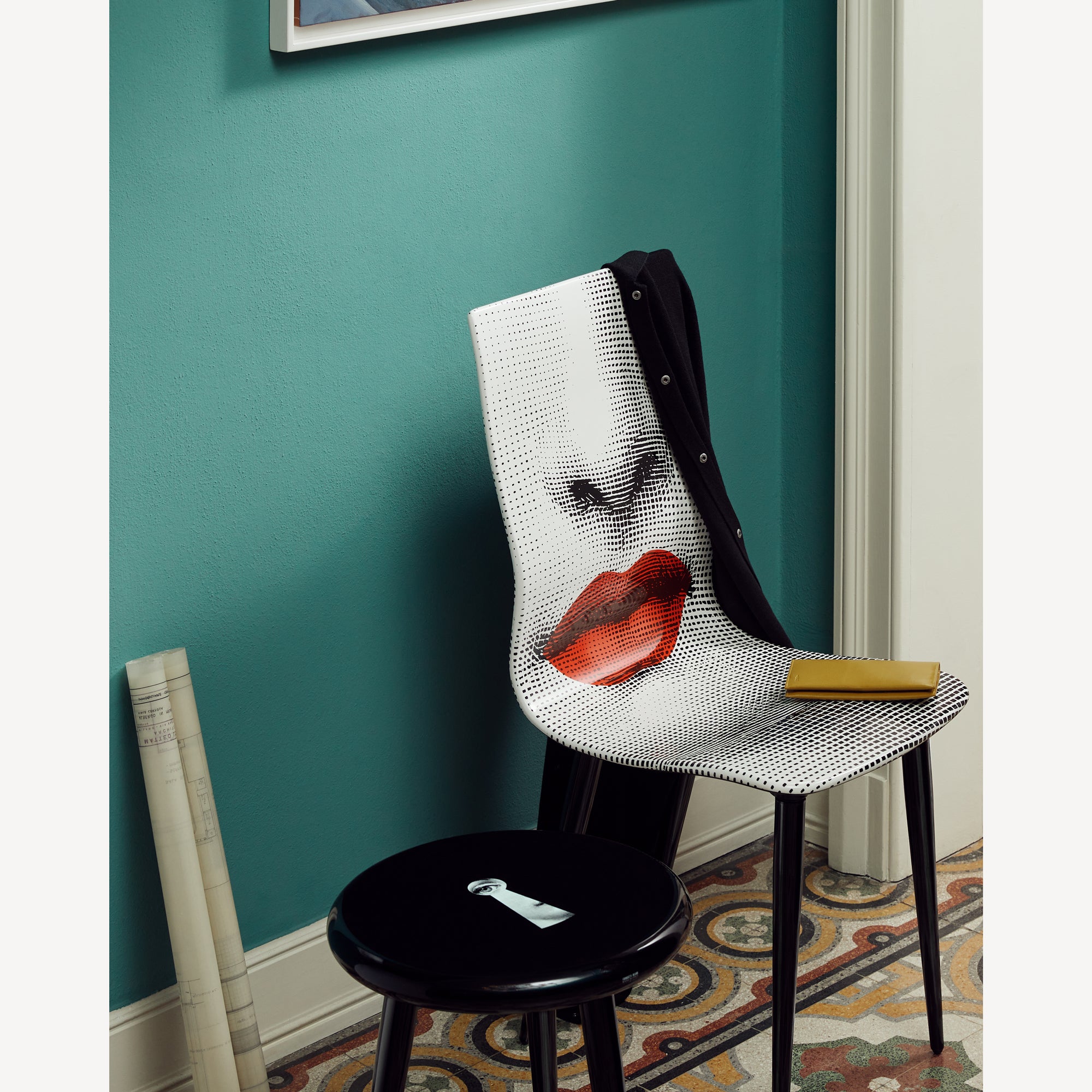 fornasetti-bocca-chair-stuhl-mund-motiv-holzbeine image 6