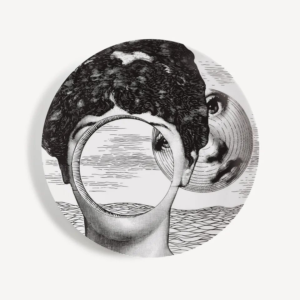 fornasetti-tema-e-variazioni-n-279-wandteller-lina-porzellan image 1