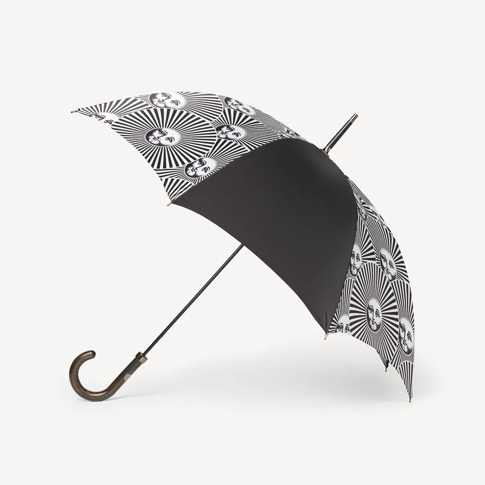 atelier-fornasetti-soli-a-ventaglio-regenschirm-holzgriff image 1