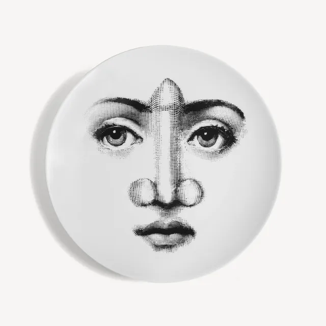 fornasetti-tema-e-variazioni-n-336-wandteller-porzellan-lina-cavalieri image 1