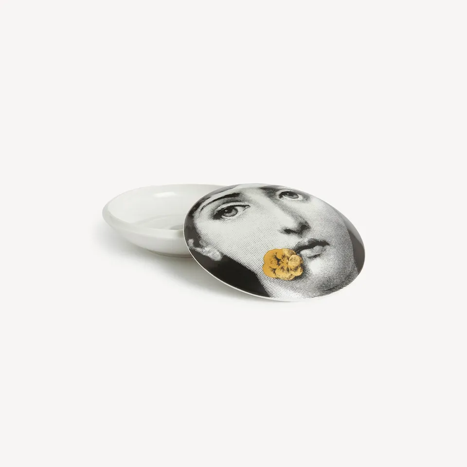atelier-fornasetti-tema-e-variazioni-n-137-dose-rund-porzellan image 1