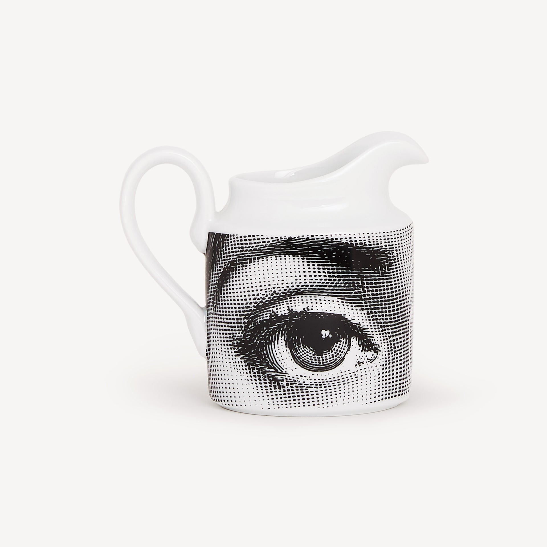 fornasetti-tema-e-variazioni-milchk-nnchen-porzellan-auge image 1