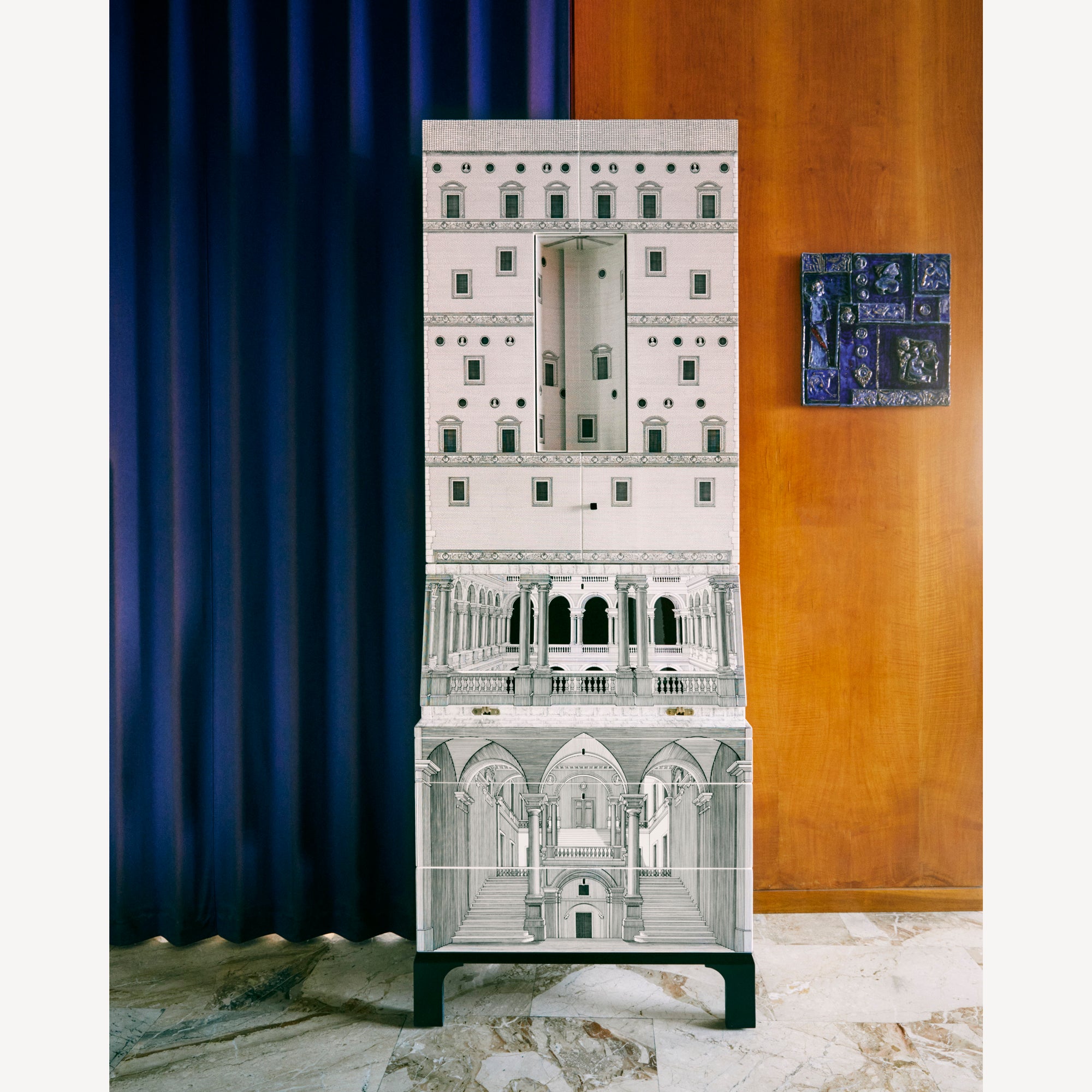 atelier-fornasetti-architettura-trumeau-sekret-rschrank-eu image 6
