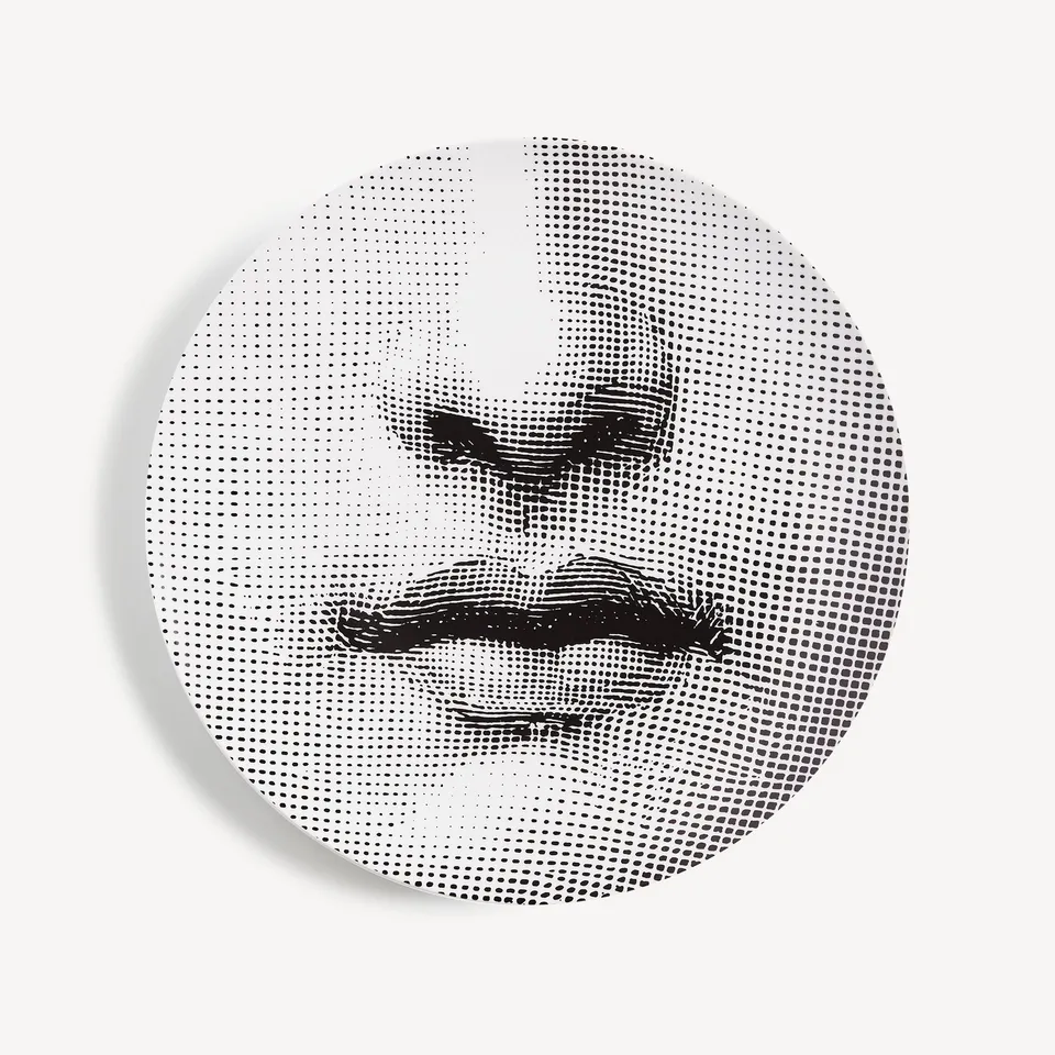 fornasetti-tema-e-variazioni-wandteller-nr-397-porzellan-gesicht image 1